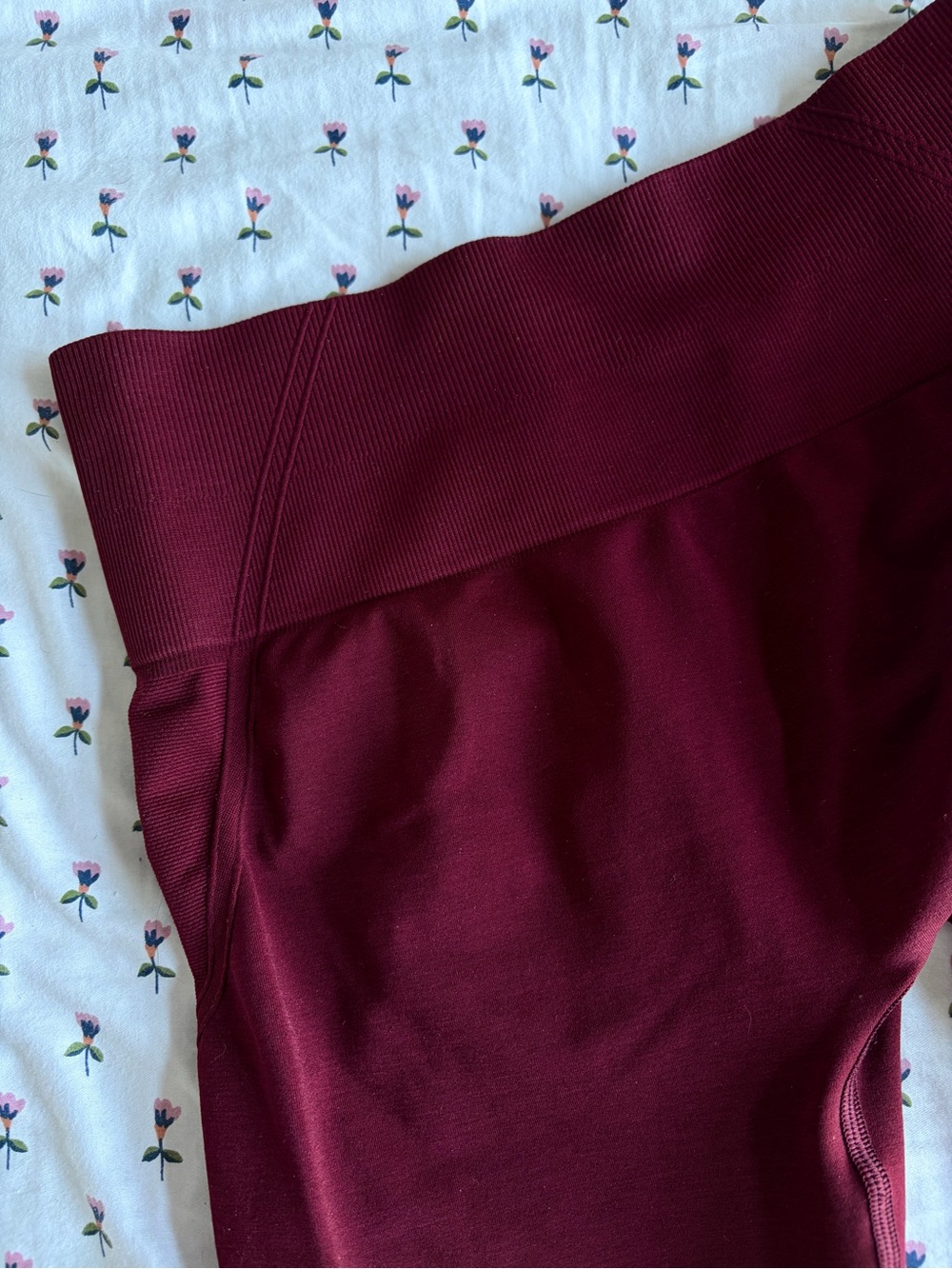 Oner Active effortless legging in rosewood - Picture 9 of 10